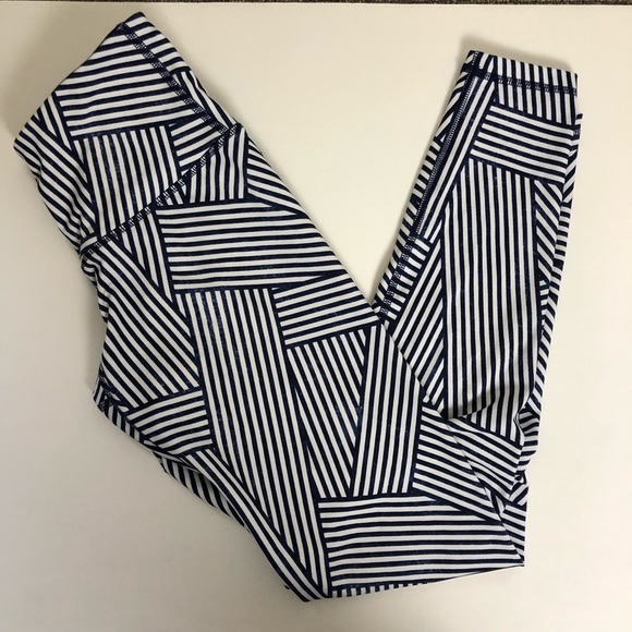 Old Navy Pants - High Waisted Striped Old Navy Leggings